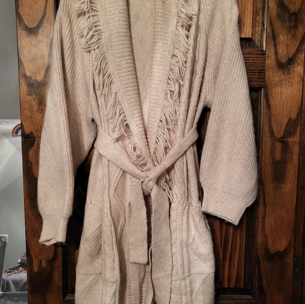 Cardigan sweater